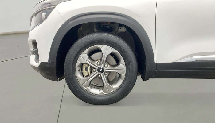 2021 KIA SELTOS HTK PLUS 1.5, Petrol, Manual, 60,310 km, Left Front Wheel