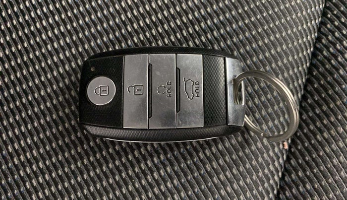 2021 KIA SELTOS HTK PLUS 1.5, Petrol, Manual, 60,310 km, Key Close Up