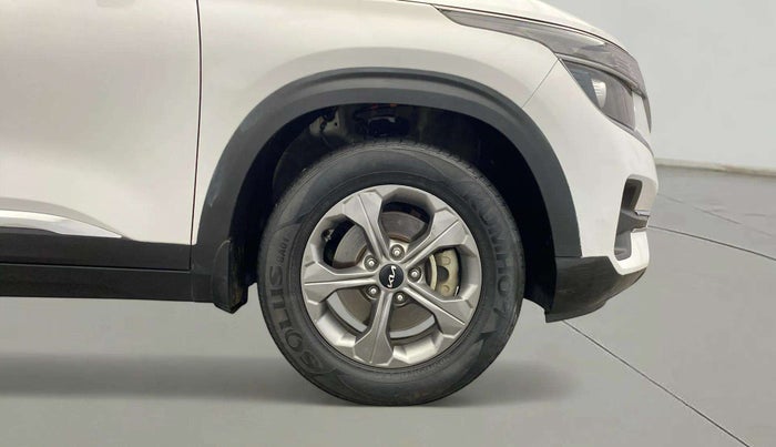 2021 KIA SELTOS HTK PLUS 1.5, Petrol, Manual, 60,310 km, Right Front Wheel