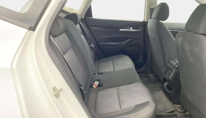 2021 KIA SELTOS HTK PLUS 1.5, Petrol, Manual, 60,310 km, Right Side Rear Door Cabin