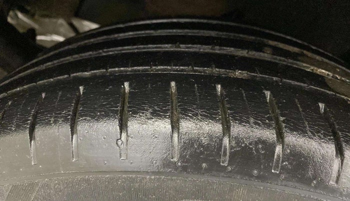 2019 Maruti Baleno ZETA PETROL 1.2, Petrol, Manual, 56,013 km, Left Rear Tyre Tread