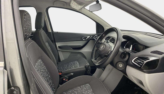 2020 Tata Tiago XZ PLUS PETROL, Petrol, Manual, 52,721 km, Right Side Front Door Cabin
