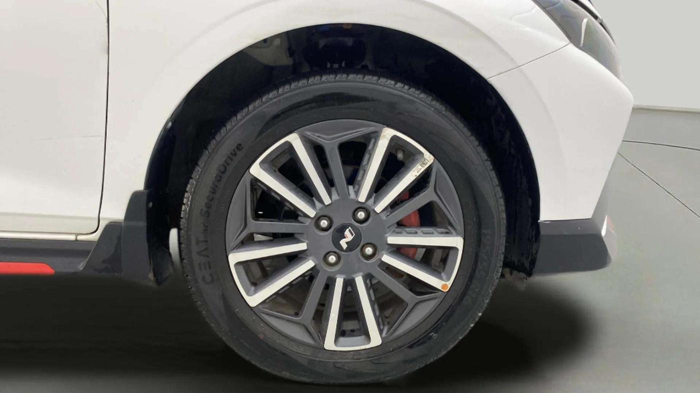 2022 Hyundai NEW I20 N LINE N8 1.0 TURBO GDI DCT, Petrol, Automatic, 28,301 km, Right Front Wheel