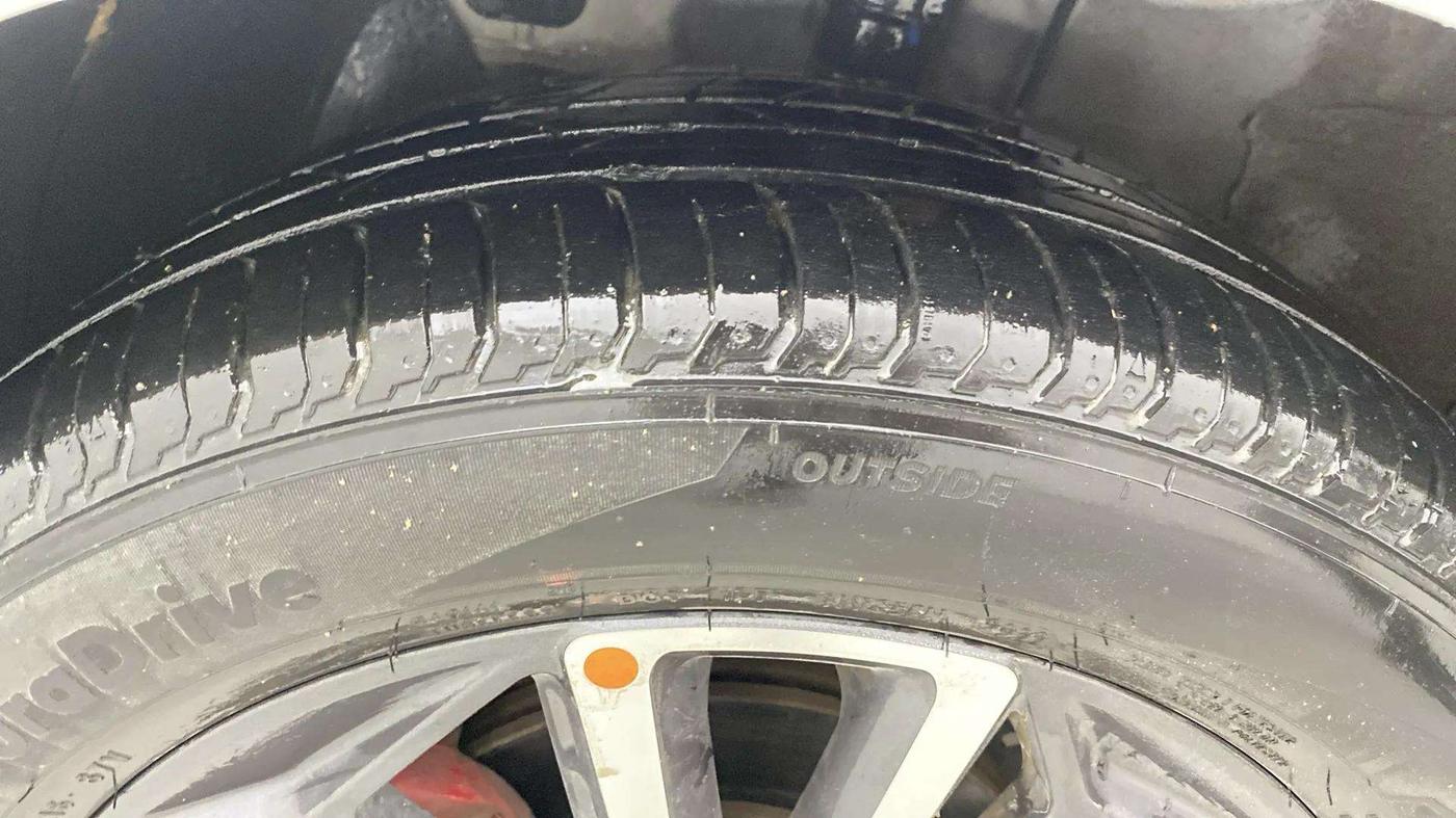 2022 Hyundai NEW I20 N LINE N8 1.0 TURBO GDI DCT, Petrol, Automatic, 28,301 km, Left Front Tyre Tread