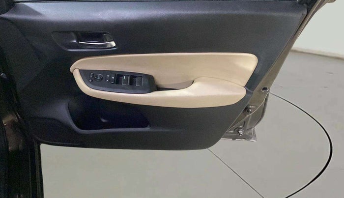 2022 Honda City 1.5L I-VTE V CVT, Petrol, Automatic, 32,873 km, Driver Side Door Panels Control