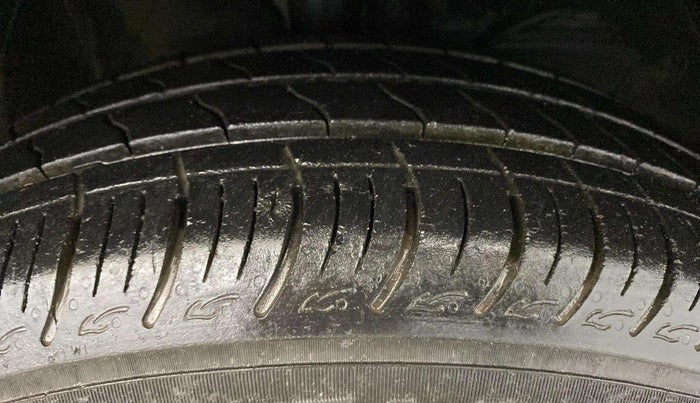 2020 Maruti Baleno SIGMA PETROL 1.2, Petrol, Manual, 22,901 km, Right Front Tyre Tread