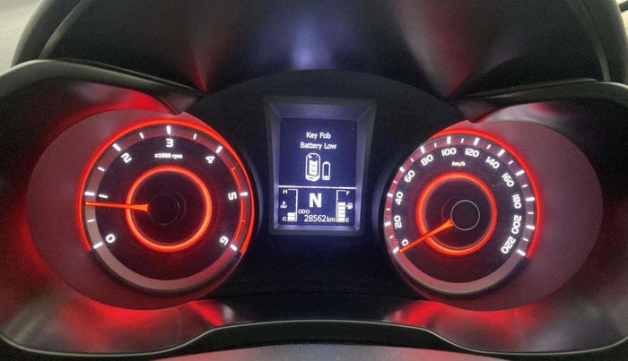 2021 Mahindra XUV300 W8 1.5 DIESEL, Diesel, Manual, 28,539 km, Odometer Image