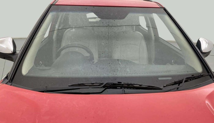 2021 Mahindra XUV300 W8 1.5 DIESEL, Diesel, Manual, 28,539 km, Front Windshield