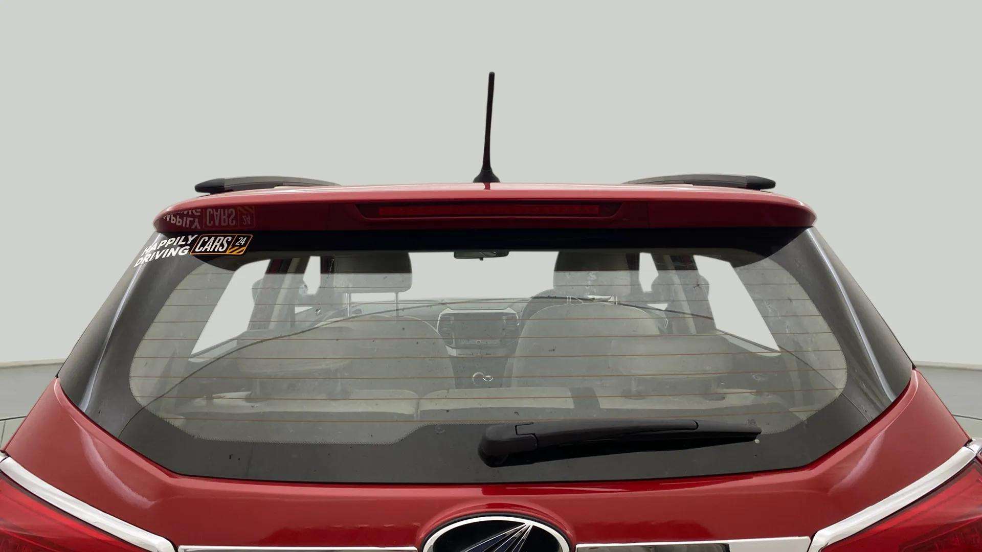 Rear-Windshield---Roof-25