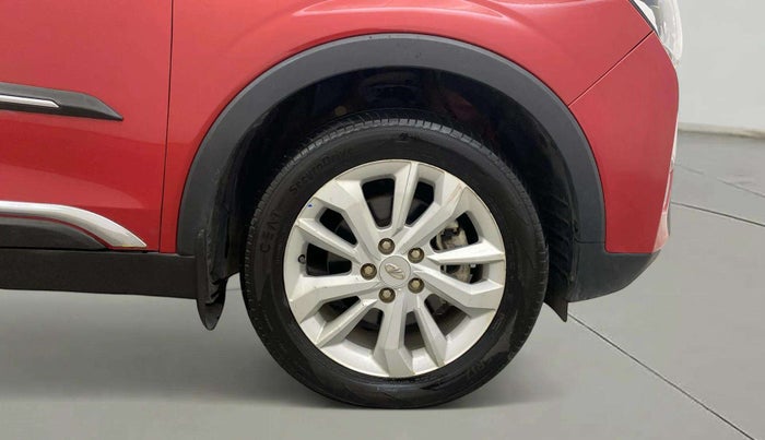 2021 Mahindra XUV300 W8 1.5 DIESEL, Diesel, Manual, 28,539 km, Right Front Wheel