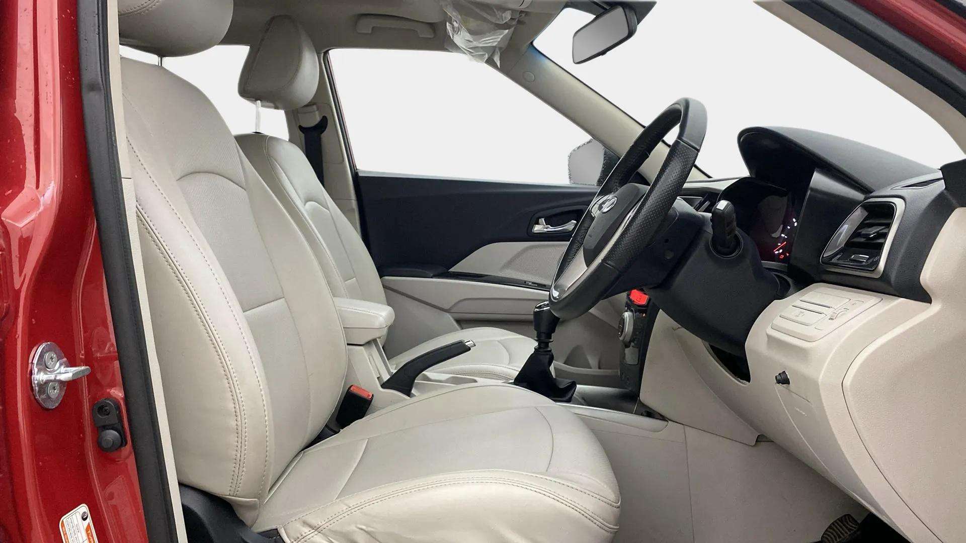 Front-Cabin-View