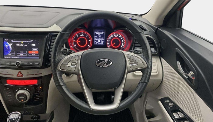 2021 Mahindra XUV300 W8 1.5 DIESEL, Diesel, Manual, 28,539 km, Steering Wheel Close Up