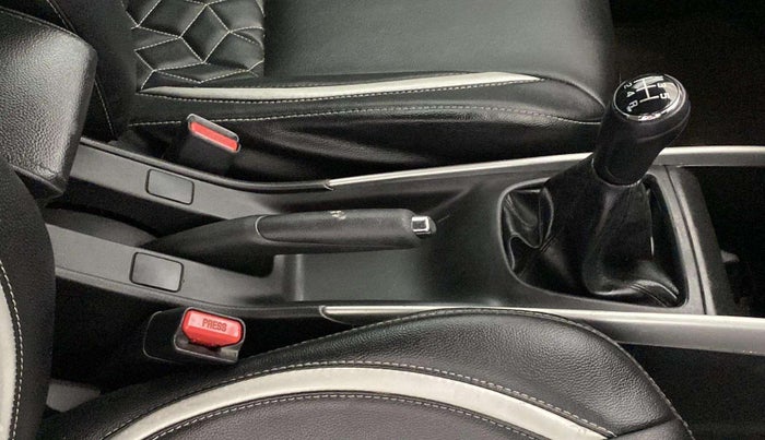 2017 Maruti Baleno ZETA PETROL 1.2, Petrol, Manual, 48,901 km, Gear Lever