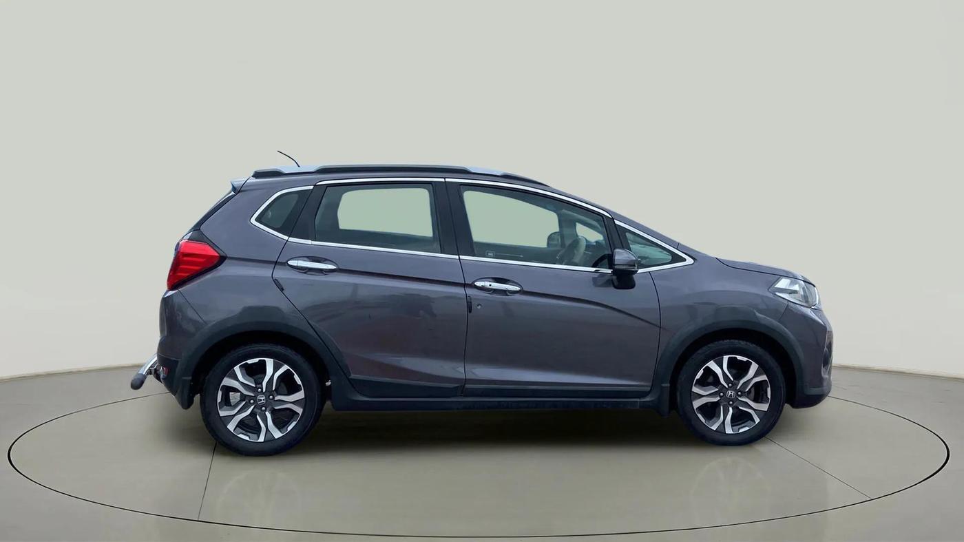 2019 Honda WR-V 1.5L I-DTEC VX MT, Diesel, Manual, 65,137 km, Right Side View