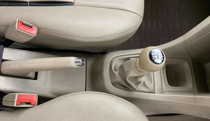 2014 Maruti Swift Dzire VXI, Petrol, Manual, 91,687 km, Gear Lever