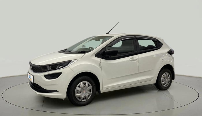 2022 Tata ALTROZ XE PLUS PETROL, Petrol, Manual, 23,665 km, Left Front Diagonal