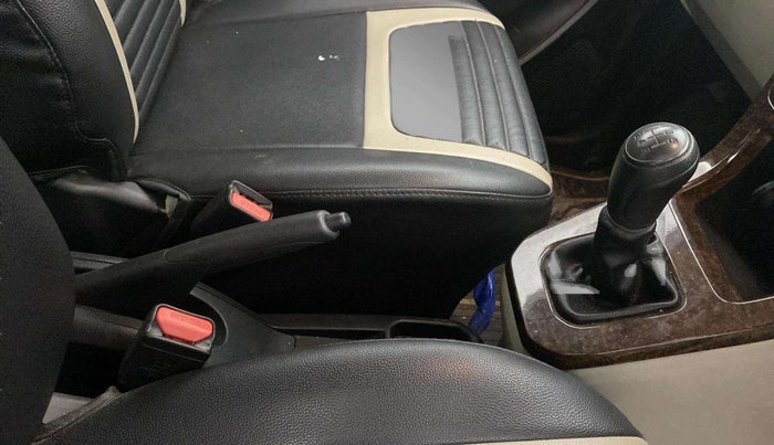 2021 Maruti New Wagon-R LXI CNG (O) 1.0, CNG, Manual, 44,684 km, Gear Lever