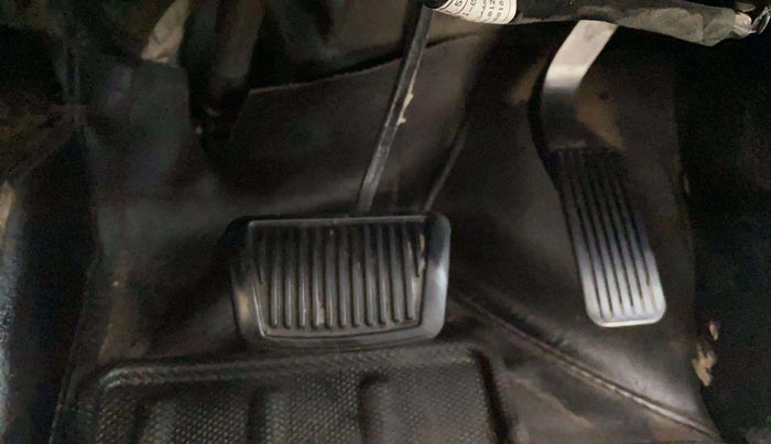 2021 KIA SELTOS HTX IVT 1.5 PETROL, Petrol, Automatic, 93,360 km, Pedals