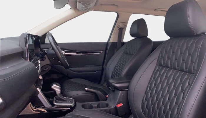 2021 KIA SELTOS HTX IVT 1.5 PETROL, Petrol, Automatic, 93,360 km, Right Side Rear Door Cabin