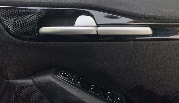 2021 KIA SELTOS HTX IVT 1.5 PETROL, Petrol, Automatic, 93,360 km, Driver Side Door Panels Control