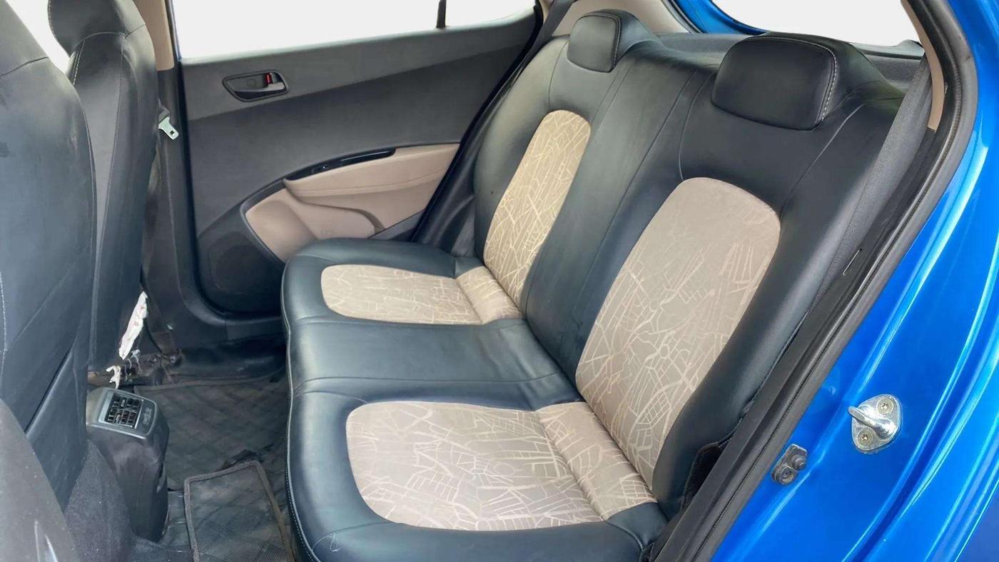 2018 Hyundai Grand i10 MAGNA 1.2 KAPPA VTVT, Petrol, Manual, 64,302 km, Right Side Rear Door Cabin