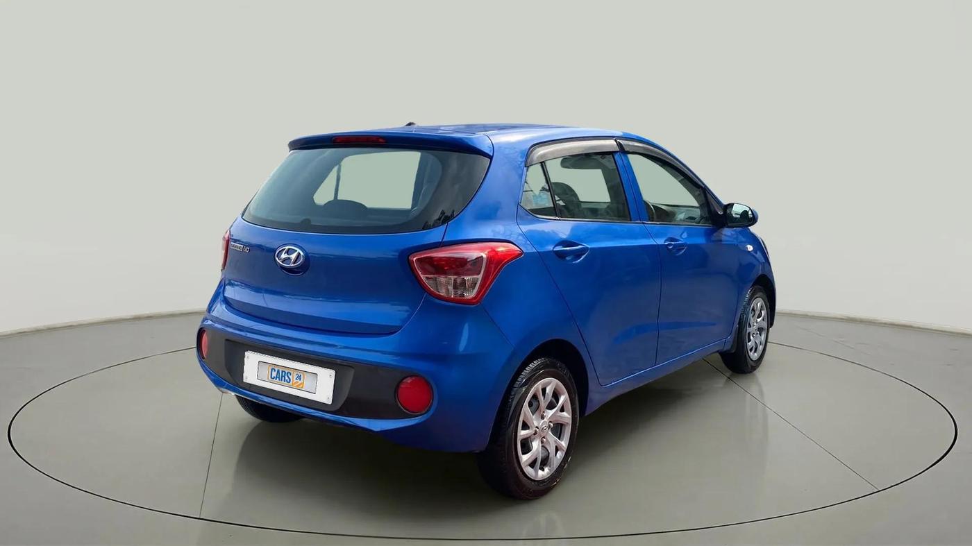 2018 Hyundai Grand i10 MAGNA 1.2 KAPPA VTVT, Petrol, Manual, 64,302 km, Right Back Diagonal