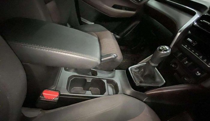 2023 Maruti Grand Vitara ZETA CNG, CNG, Manual, 19,471 km, Gear Lever
