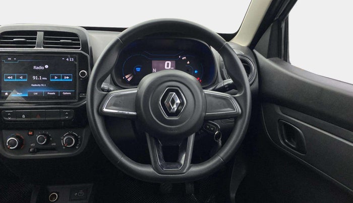 2022 Renault Kwid RXT 1.0 AMT, Petrol, Automatic, 20,639 km, Steering Wheel Close Up