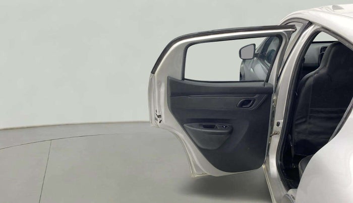 2022 Renault Kwid RXT 1.0 AMT, Petrol, Automatic, 20,639 km, LHS Rear Door
