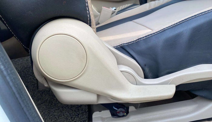 2021 Maruti Dzire VXI, Petrol, Manual, 78,558 km, Driver Side Adjustment Panel