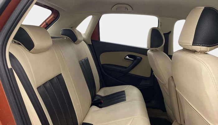 2015 Volkswagen Polo HIGHLINE1.2L, Petrol, Manual, 78,277 km, Right Side Rear Door Cabin