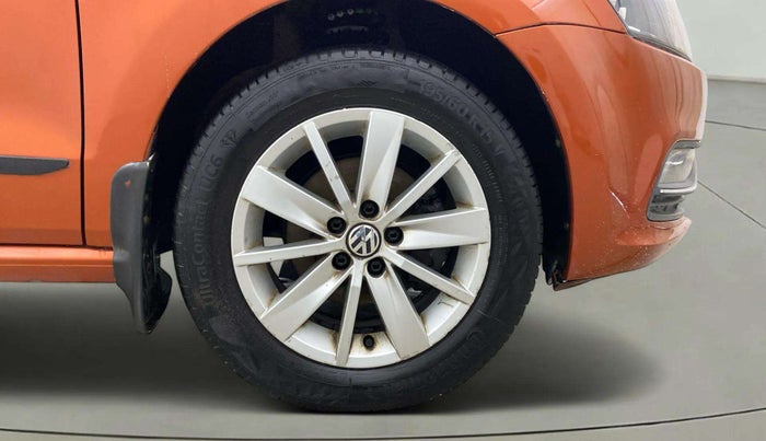 2015 Volkswagen Polo HIGHLINE1.2L, Petrol, Manual, 78,277 km, Right Front Wheel