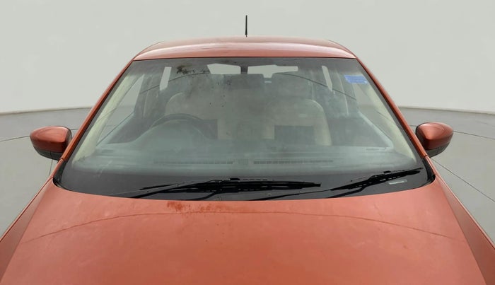 2015 Volkswagen Polo HIGHLINE1.2L, Petrol, Manual, 78,277 km, Front Windshield