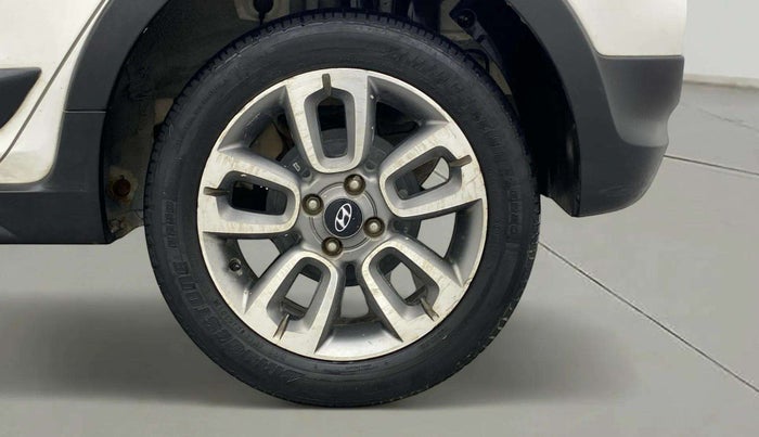 2016 Hyundai i20 Active 1.2 SX, Petrol, Manual, 45,904 km, Left Rear Wheel