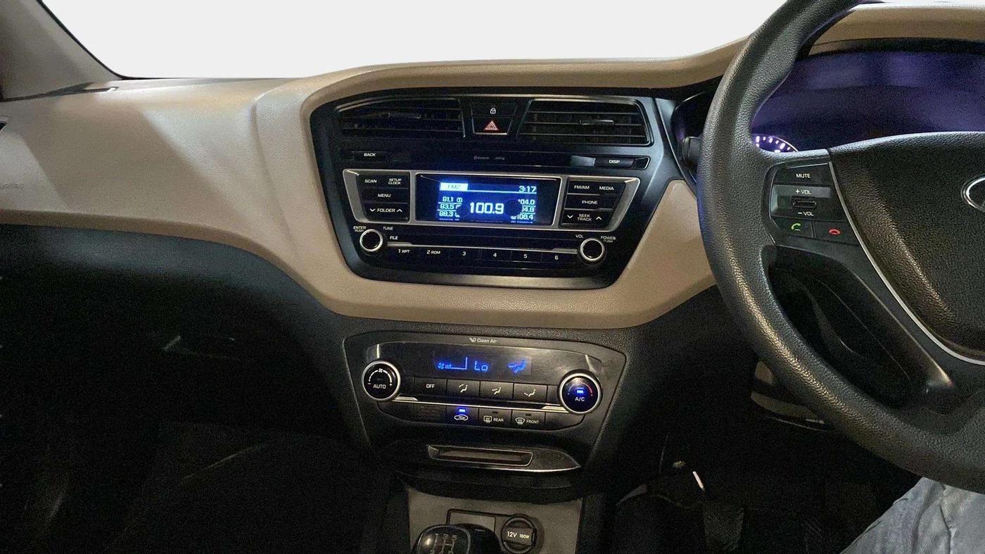2016 Hyundai Elite i20 SPORTZ 1.2, Petrol, Manual, 32,629 km, Air Conditioner