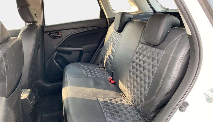 2022 Maruti BREZZA VXI SMART HYBRID, Petrol, Manual, 17,331 km, Right Side Rear Door Cabin