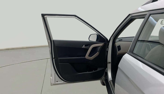 2015 Hyundai Creta SX PLUS 1.6 PETROL, Petrol, Manual, 59,166 km, LHS Front Door