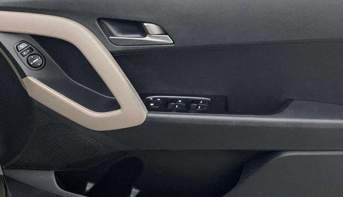 2015 Hyundai Creta SX PLUS 1.6 PETROL, Petrol, Manual, 59,166 km, Driver Side Door Panels Control