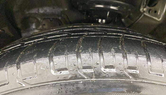 2018 Hyundai Creta SX AT 1.6 PETROL, Petrol, Automatic, 39,425 km, Left Front Tyre Tread