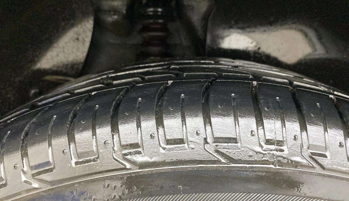2018 Hyundai Creta SX AT 1.6 PETROL, Petrol, Automatic, 39,425 km, Right Rear Tyre Tread