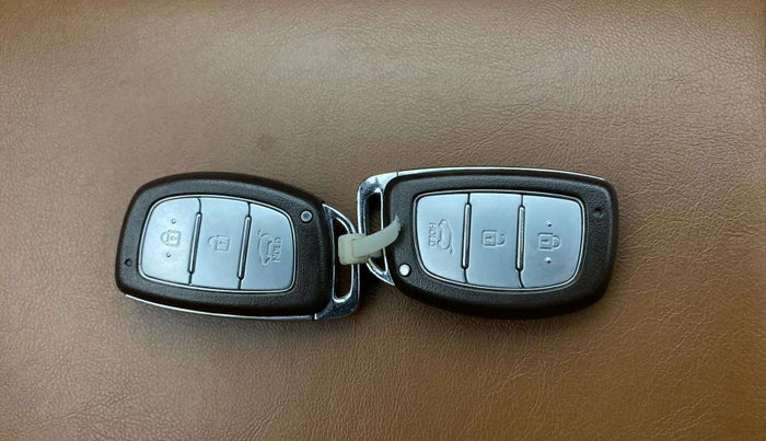 2018 Hyundai Creta SX AT 1.6 PETROL, Petrol, Automatic, 39,425 km, Key Close Up