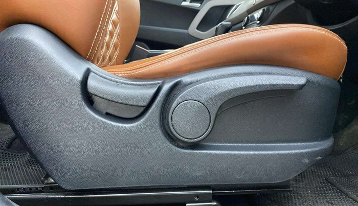 2018 Hyundai Creta SX AT 1.6 PETROL, Petrol, Automatic, 39,425 km, Driver Side Adjustment Panel