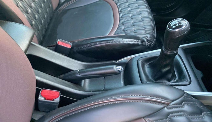 2023 Maruti FRONX ALPHA 1.0 TURBO MT, Petrol, Manual, 12,596 km, Gear Lever