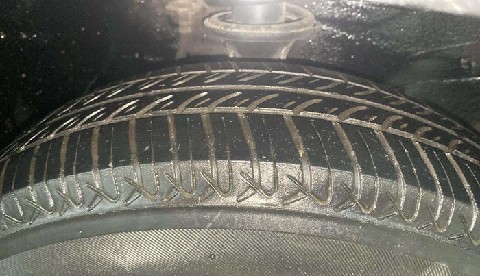 2017 Maruti Alto K10 VXI, Petrol, Manual, 42,571 km, Right Front Tyre Tread