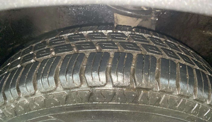 2017 Maruti Alto K10 VXI, Petrol, Manual, 42,571 km, Left Front Tyre Tread