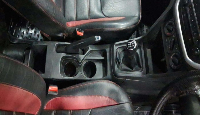 2017 Maruti Vitara Brezza VDI (O), Diesel, Manual, 90,571 km, Gear Lever