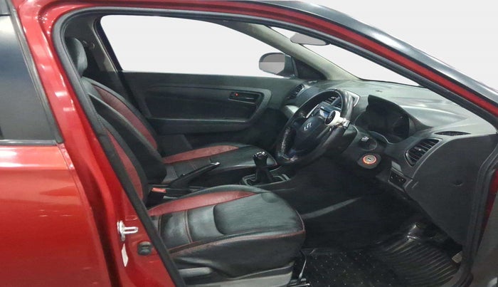 2017 Maruti Vitara Brezza VDI (O), Diesel, Manual, 90,571 km, Right Side Front Door Cabin