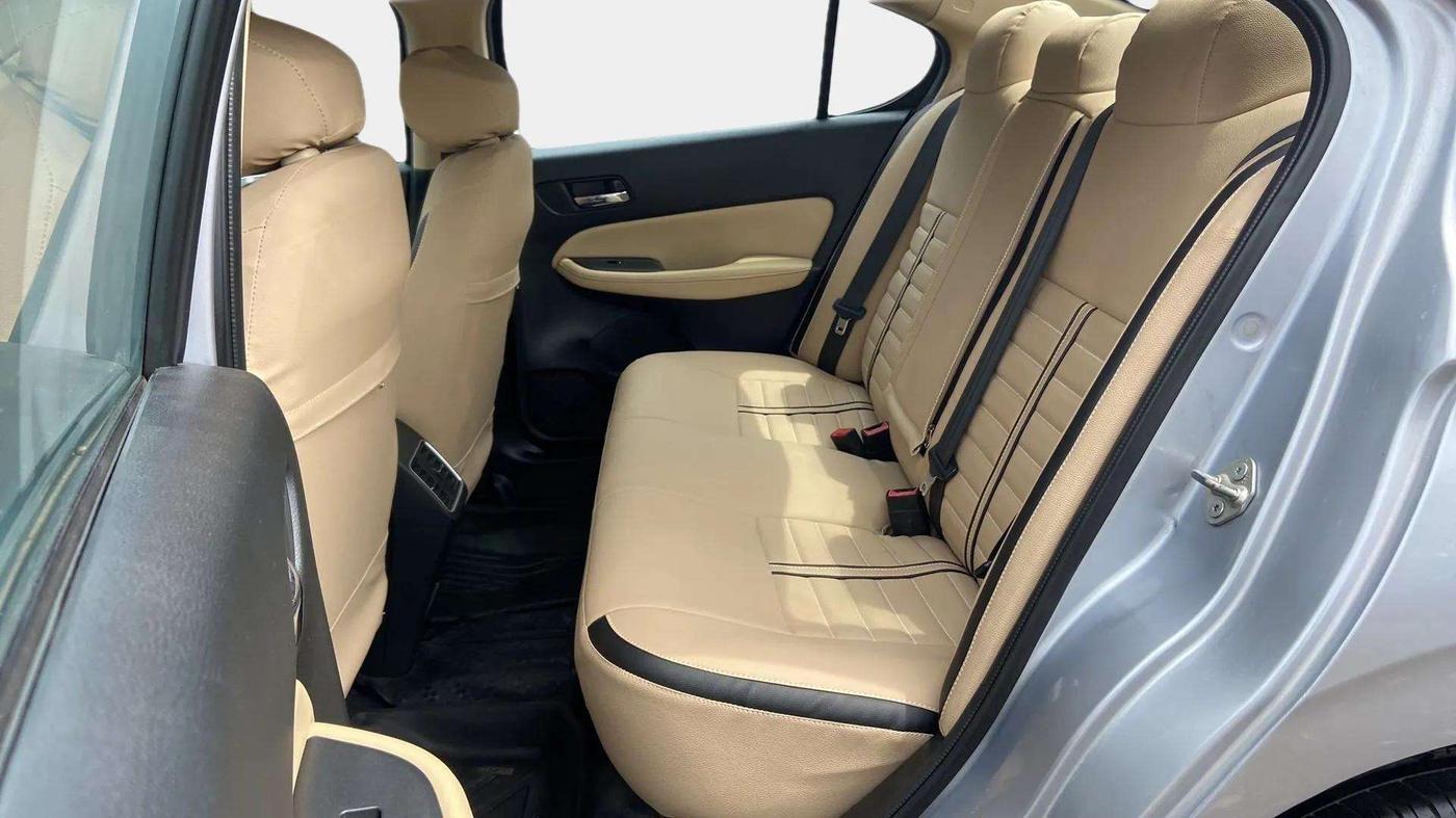 2020 Honda City 1.5L I-VTEC ZX, Petrol, Manual, 76,616 km, Right Side Rear Door Cabin