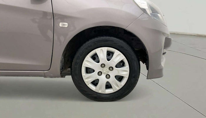 2015 Honda Brio S MT, Petrol, Manual, 43,414 km, Right Front Wheel