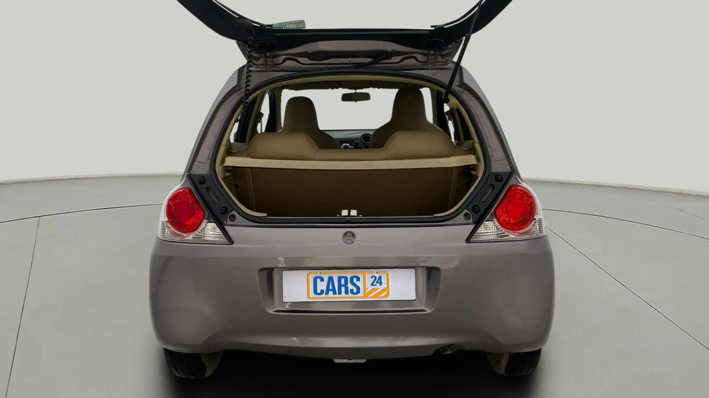 2015 Honda Brio S MT, Petrol, Manual, 43,414 km, Boot Inside